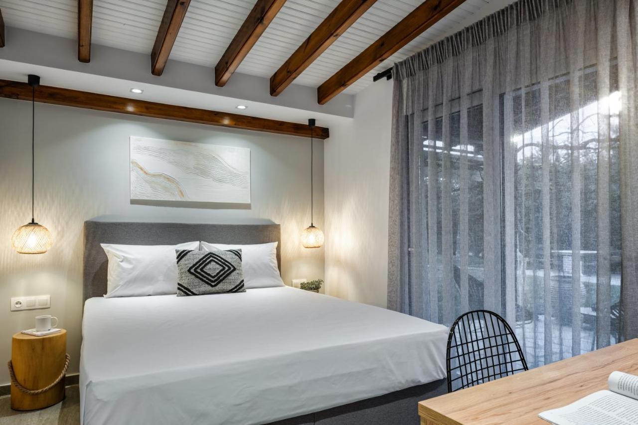 Coel Luxury Suites By Rentalspro Services - Potidea Halkidiki Nea Poteidaia Esterno foto