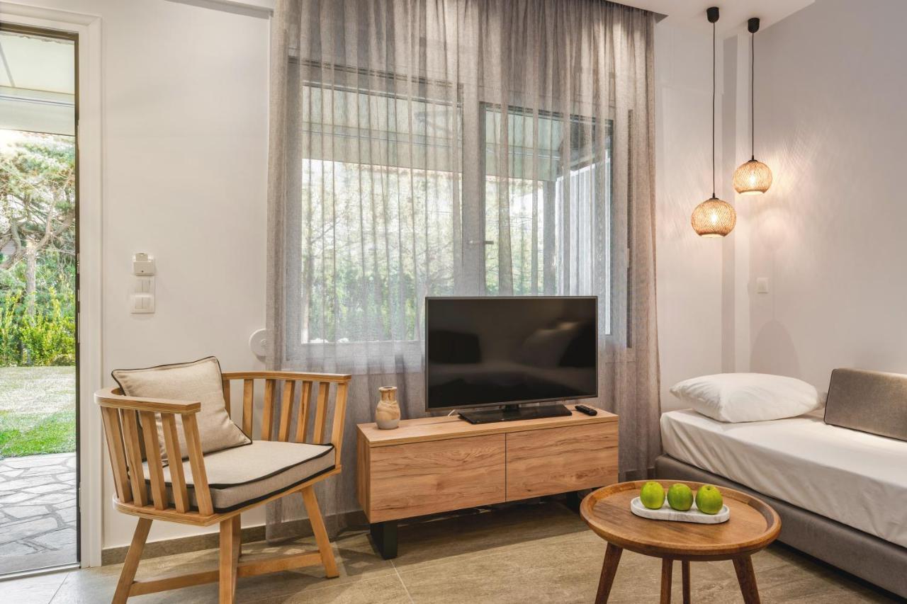 Coel Luxury Suites By Rentalspro Services - Potidea Halkidiki Nea Poteidaia Esterno foto